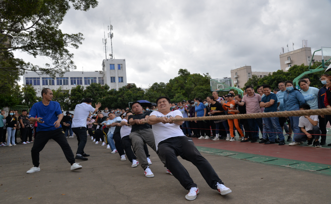 拔河比賽.jpg 拔河比賽.jpg